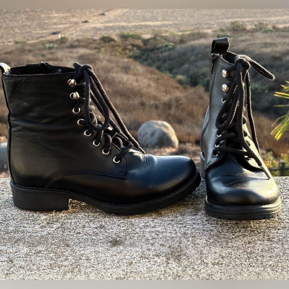 Women’s Steve Madden Leather ‘Bobbi’ Boots, Sz 6.5M